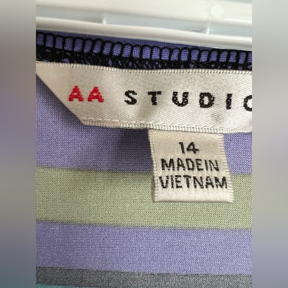 AA Studio Dress - Picture 3 of 4